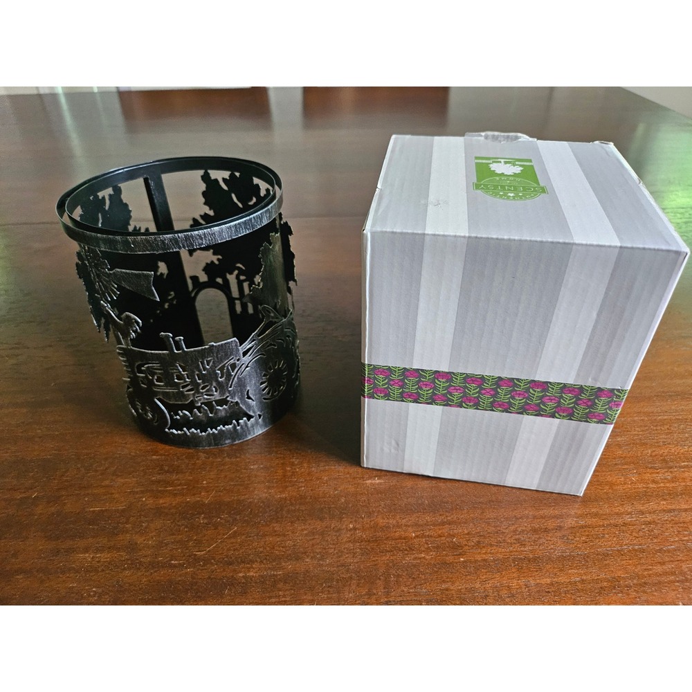Scentsy Countryside Warmer Sleeve Home Decor Black Silver Farm Tractor Windmill